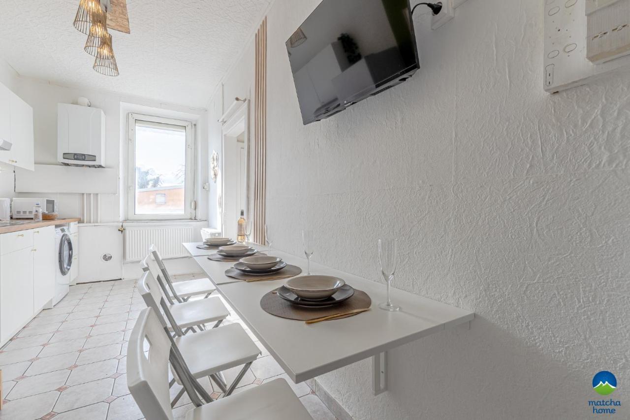 3 Appts - 3 A 7 Lits - Parfait 6 A 10 Pers - Max 26 Pers - 1 Immeuble - Convivialite, Rentabilite ------ English - 3 Apts - 3 To 7 Beds - Ideal For 6 To 10 Guests - Up To 26 - Same Building - Friendly, Flexible Hettange-Grande Exteriör bild