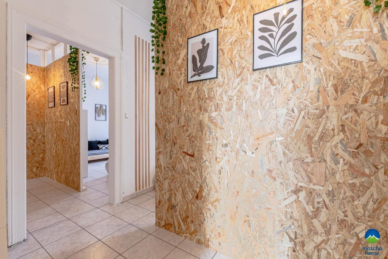 3 Appts - 3 A 7 Lits - Parfait 6 A 10 Pers - Max 26 Pers - 1 Immeuble - Convivialite, Rentabilite ------ English - 3 Apts - 3 To 7 Beds - Ideal For 6 To 10 Guests - Up To 26 - Same Building - Friendly, Flexible Hettange-Grande Exteriör bild