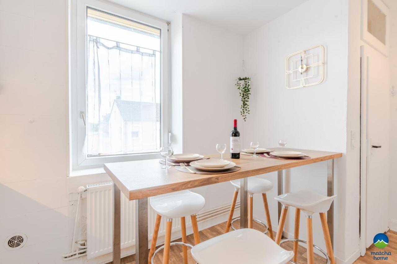 3 Appts - 3 A 7 Lits - Parfait 6 A 10 Pers - Max 26 Pers - 1 Immeuble - Convivialite, Rentabilite ------ English - 3 Apts - 3 To 7 Beds - Ideal For 6 To 10 Guests - Up To 26 - Same Building - Friendly, Flexible Hettange-Grande Exteriör bild