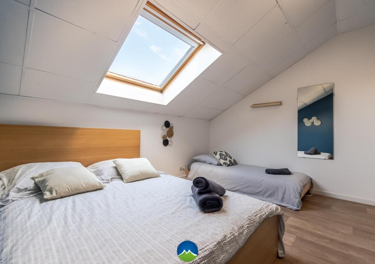3 Appts - 3 A 7 Lits - Parfait 6 A 10 Pers - Max 26 Pers - 1 Immeuble - Convivialite, Rentabilite ------ English - 3 Apts - 3 To 7 Beds - Ideal For 6 To 10 Guests - Up To 26 - Same Building - Friendly, Flexible Hettange-Grande Exteriör bild